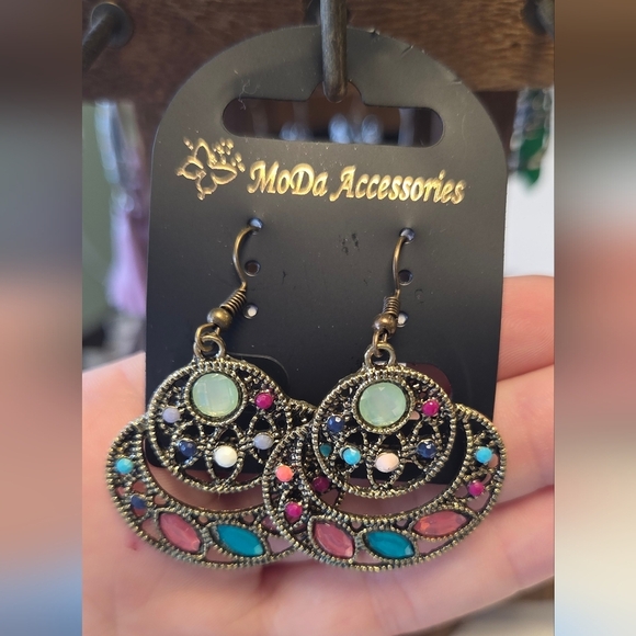 Jewelry - Elegant Multicolor Dangle Earrings